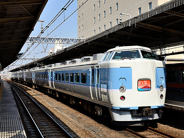 豊田車両センターM50編成