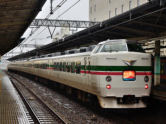 豊田車両センターM52編成