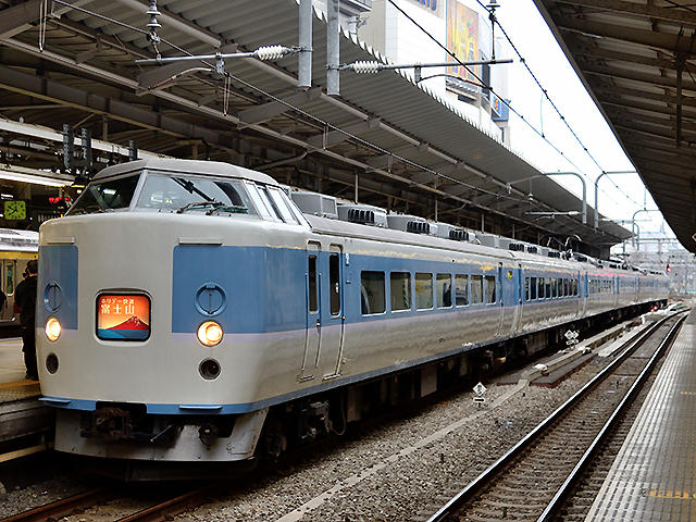 豊田車両センターM50編成