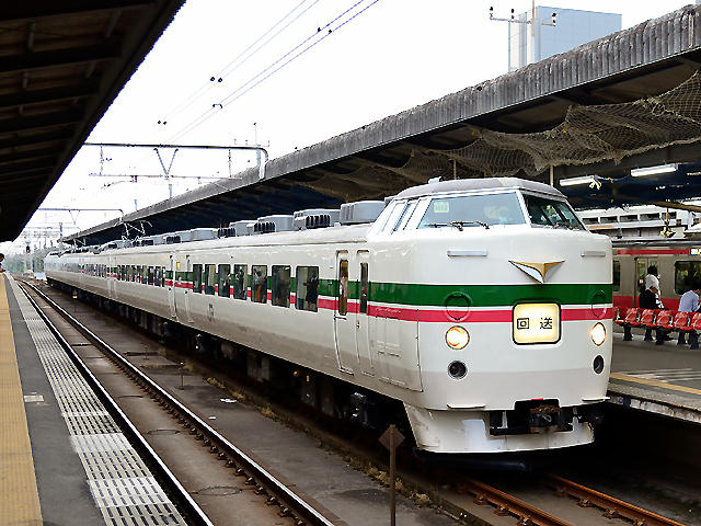 豊田車両センターM52編成