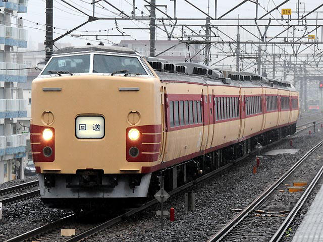 大宮総合車両センターOM102編成