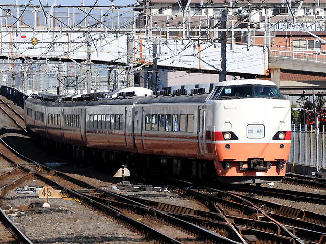 大宮総合車両センターOM201編成