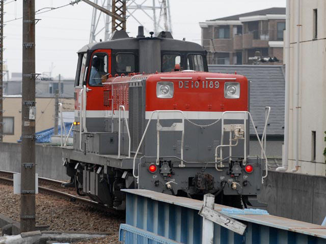 新鶴見機関区DE10-1189