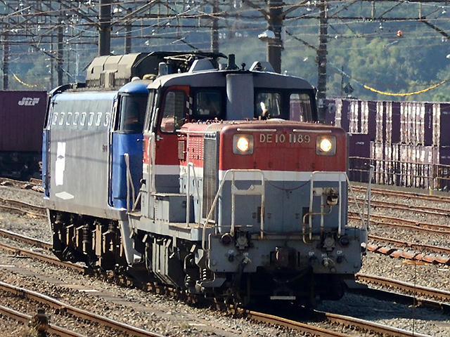 新鶴見機関区DE10-1189