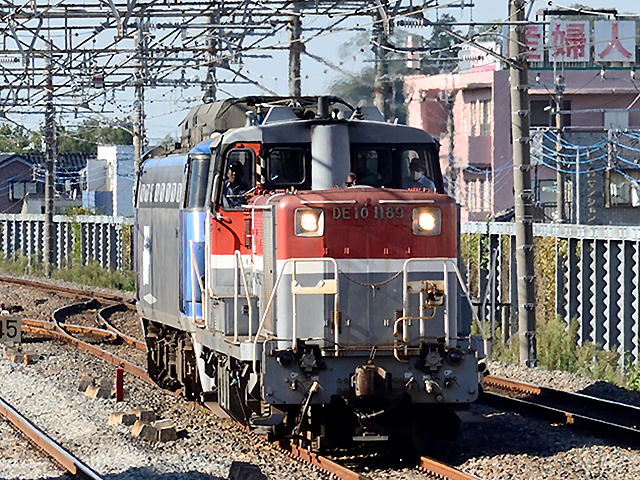 新鶴見機関区DE10-1189